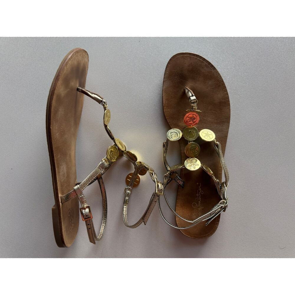 Lilly Pulitzer Gold Metallic Seashell Medallion T-Straps Flat Sandals Sz 10/10.5